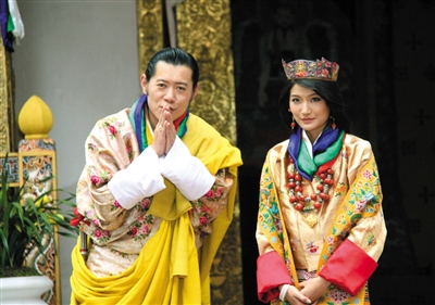2011年10月13日,不丹普那卡,不丹国王旺楚克与平民姑娘佩玛举行结婚